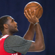 Illustration for article titled Greg Oden Has Slight Setback, Misses Practice With Knee Swelling